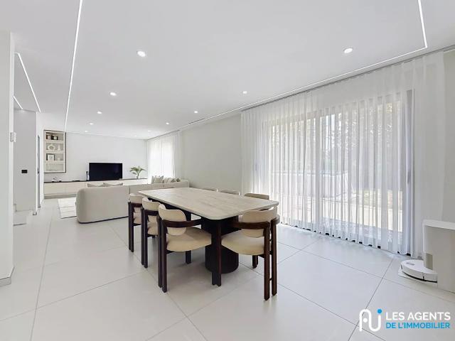 Maison 6 pièces 146 m²