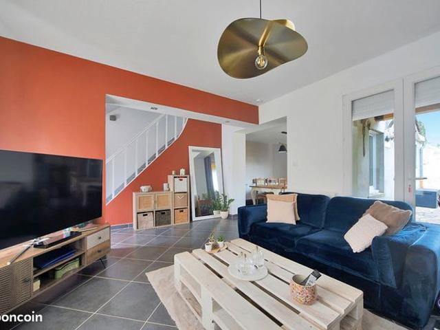 Maison 6 pièces 71 m²