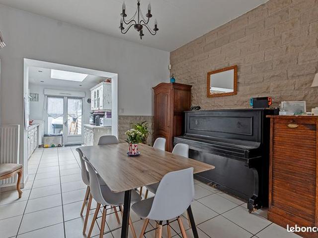 Maison 6 pièces 81 m²