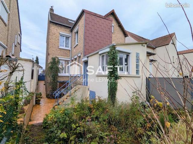 Maison 6 pièces 82 m²