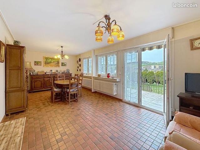Maison 6 pièces 84 m²