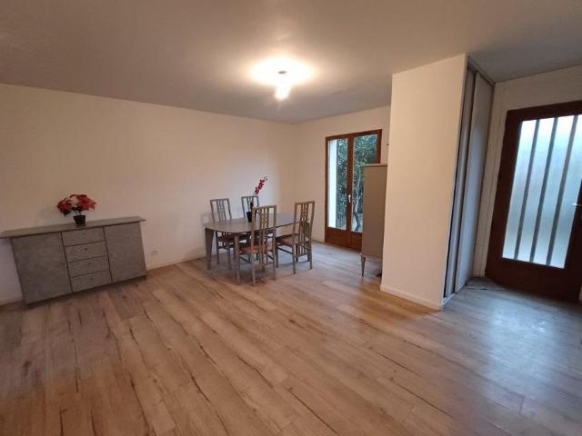 Maison 6 pièces, 84 m² à louer à Grigny 91350