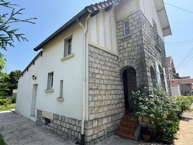 Maison 6 pièces 85 m²