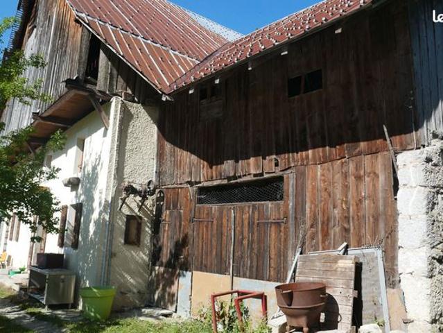 Maison 6 pièces 85 m²