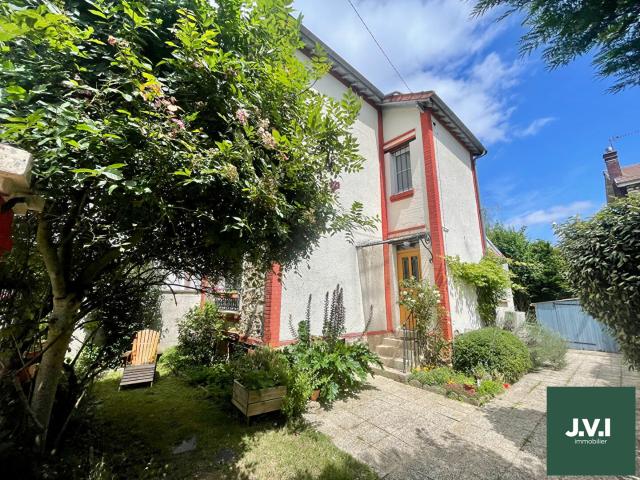 Maison 6 pièces 85 m²