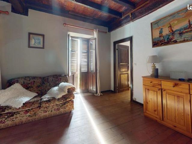 Maison 6 pièces 85 m²