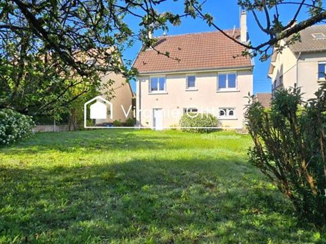 Maison 6 pièces 85 m²
