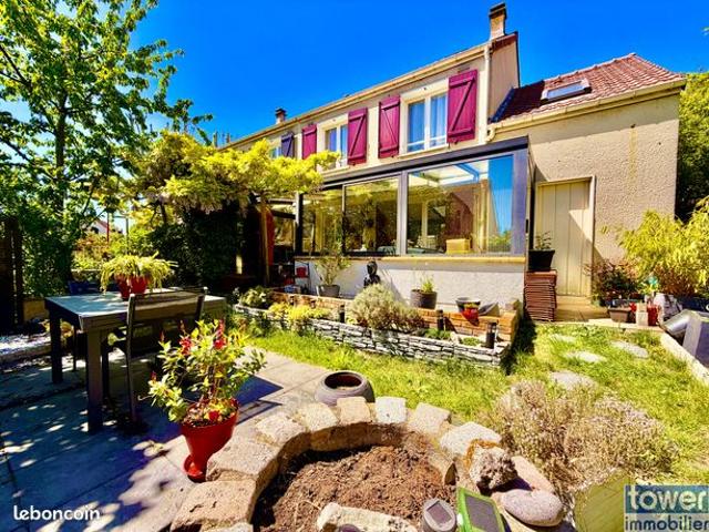 Maison 6 pièces 87 m²