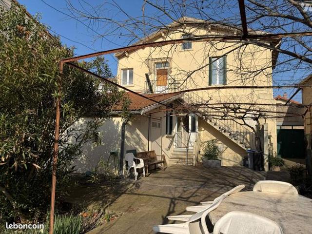 Maison 6 pièces 87 m²