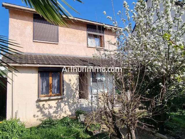 Maison 6 pièces 90 m²