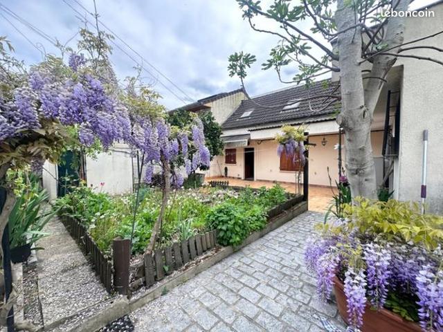 Maison 6 pièces 90 m²