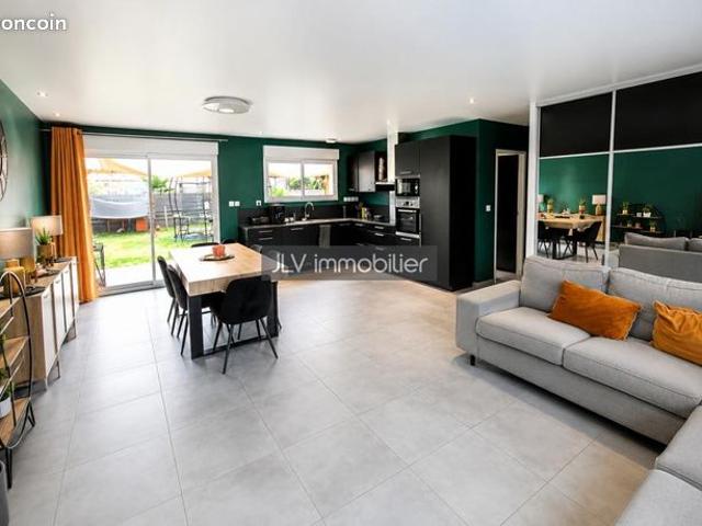 Maison 6 pièces 93 m²