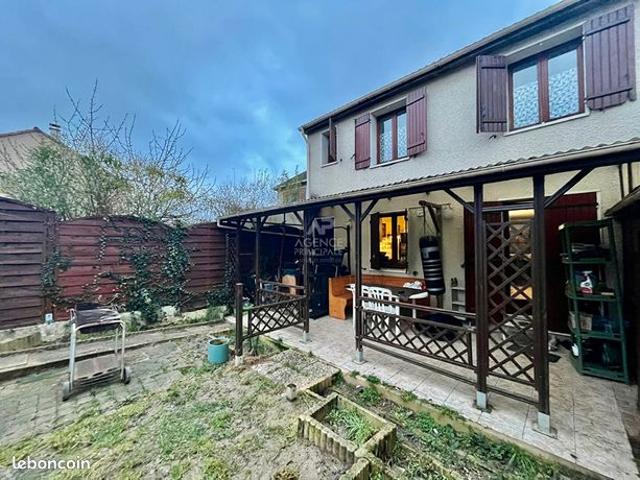 Maison 6 pièces 93 m²