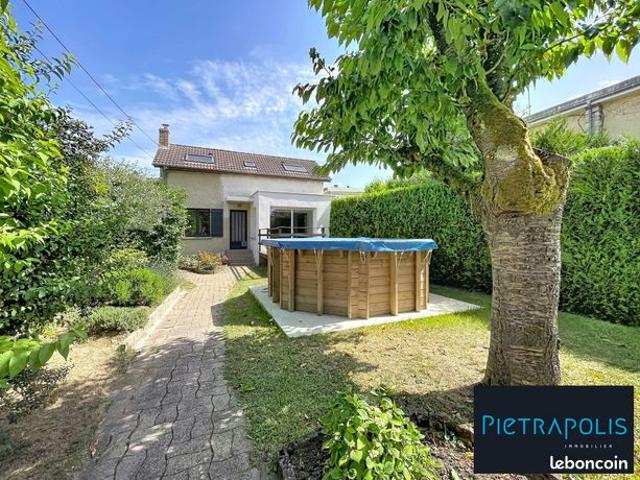Maison 6 pièces 94 m²