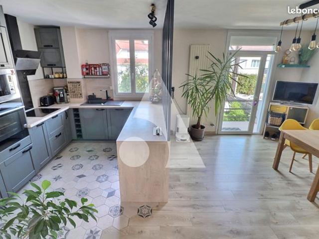 Maison 6 pièces 94 m²