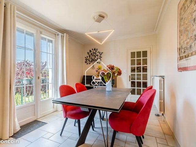 Maison 6 pièces 94 m²