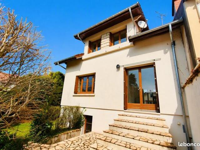 Maison 6 pièces 95 m²