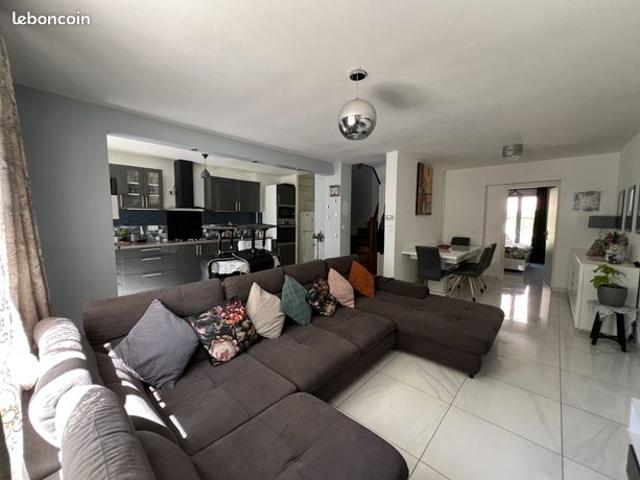 Maison 6 pièces 97 m²