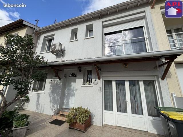 Maison 6 pièces 97 m²