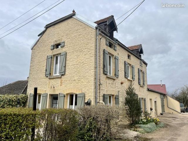 Maison 6 pièces 97 m²