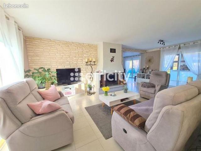 Maison 6 pièces 99 m²