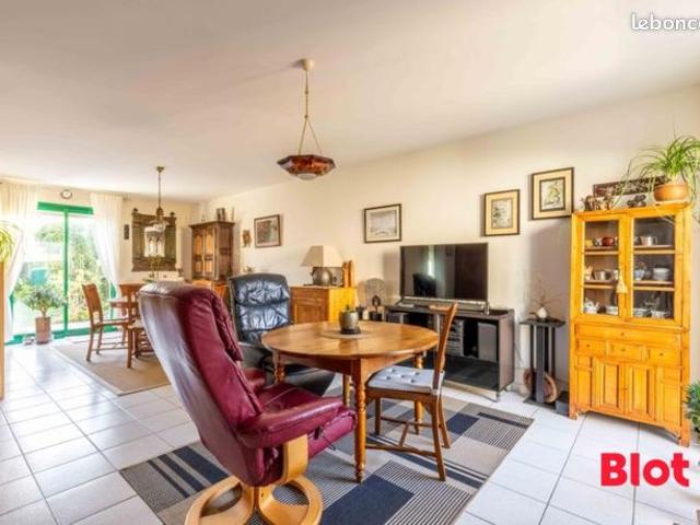 Maison 6 pièces 99 m²