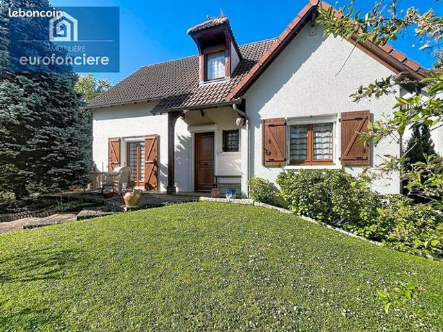Maison 6 pièces 99 m²