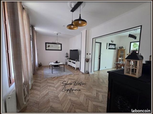Maison 6 pièces 99 m²