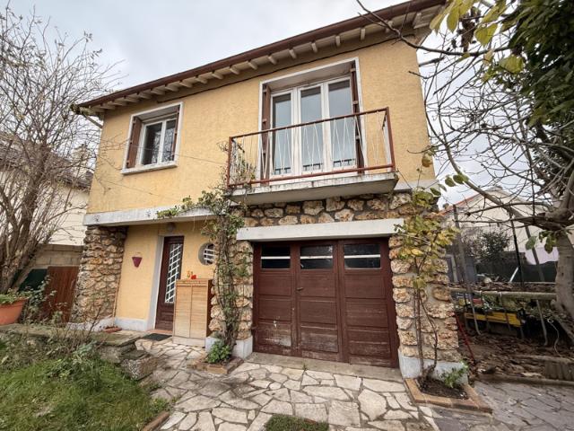 Maison 6 pièces Centre ville de GONESSE 111 m2 habitable