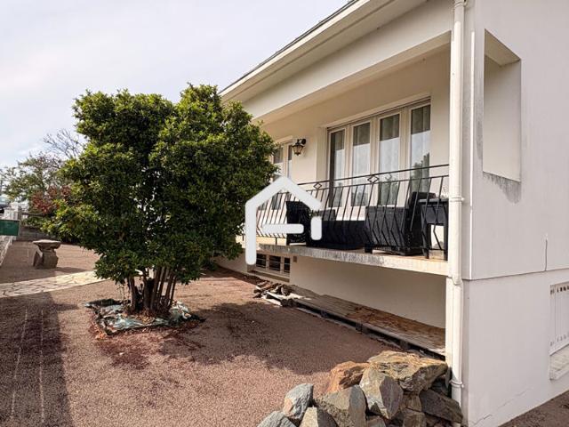 Maison 6 pièces à vendre à Le Champ Saint Père 218 000