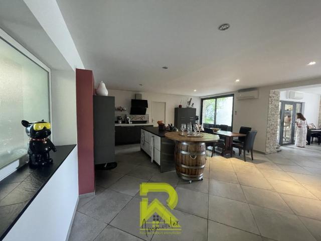MAISON 6 PIÈCES AVEC TERRASSE PROCHE BÉZIERS