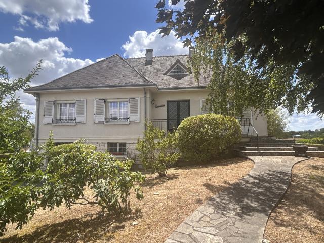 Maison 6 pièces avec jardin clos à Saint Marcel