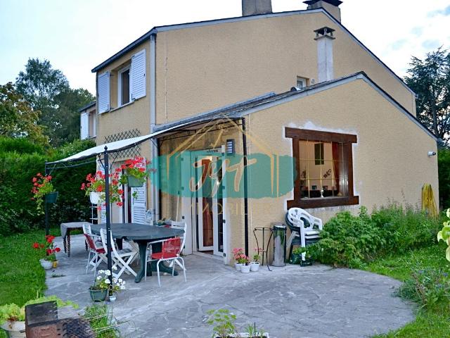 MAISON 6 PIÈCES + GARAGE, TERASSE, JARDIN MONTSOULT