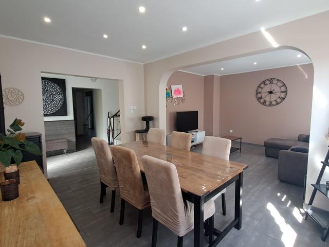 MAISON 6 PIECES DE 121 M2 AVEC 4 CHAMBRES