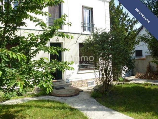 Maison 6 pièces de 133 m² sur terrain de 450 m², s