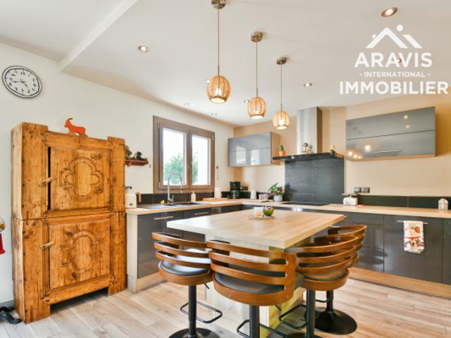 Maison 6 pièces de 147 m2