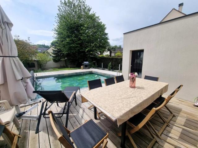 Maison 6 pièces de 150m²