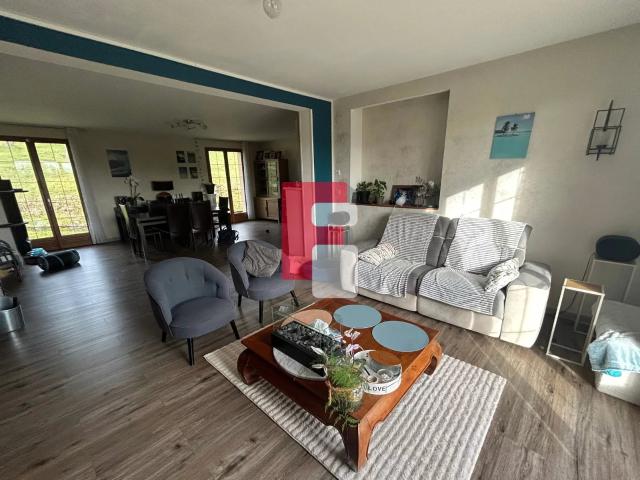 Maison 6 pièces sur la commune de Saint Phal !