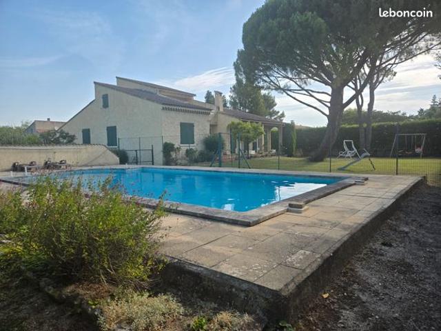 Maison 6 pièces sur terrain de 1368 m²