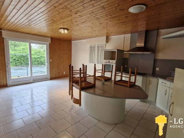 Maison 70 m² 2 chambres Saint Fort Sur Gironde 17240