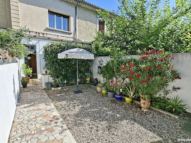 Maison 70 m², 2 chambres, terrasse et jardin, Opportunité à. 70m² Avignon