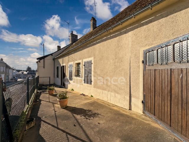 Maison 74 m² avec terrain et garage – À vendre 3 pièces CHATILLON EN BAZOIS 58