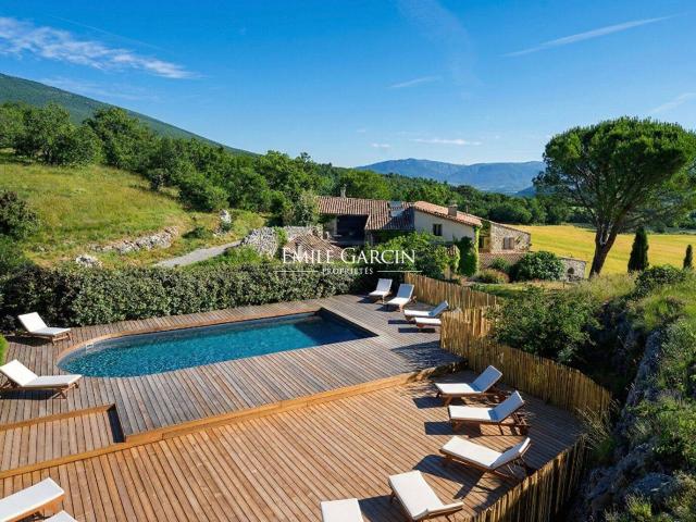 Maison 750 m2 Aubignosc