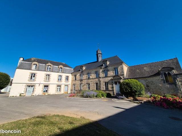 Maison 750 m² JOSSELIN