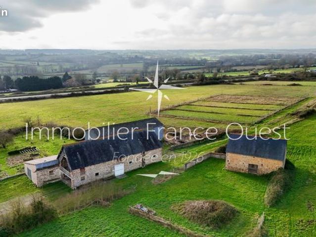 Maison 760 m² Saint Jean sur Erve