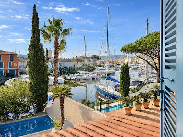 Maison avec piscine et terrasse