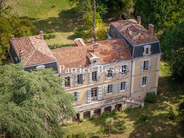 Maison avec terrasse