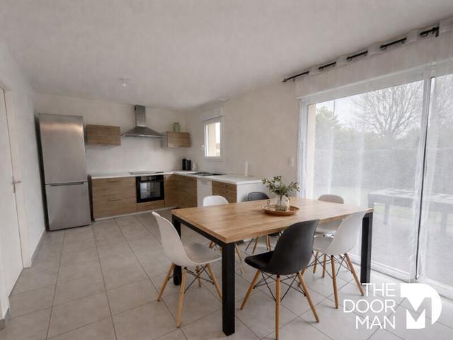 Maison 79000