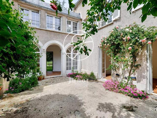 Maison avec terrasse
