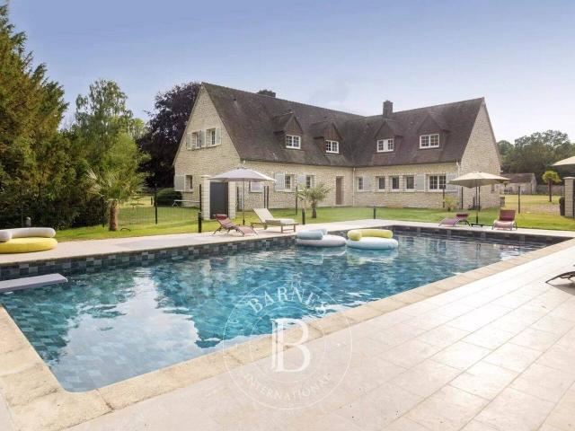 Maison 800 m2 Champcueil